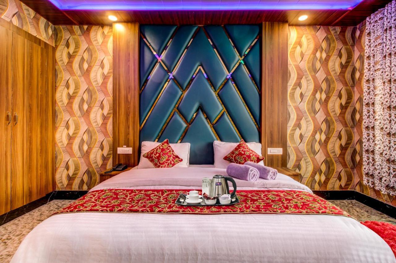 Hotel Royal Hameed Srīnagar الغرفة الصورة