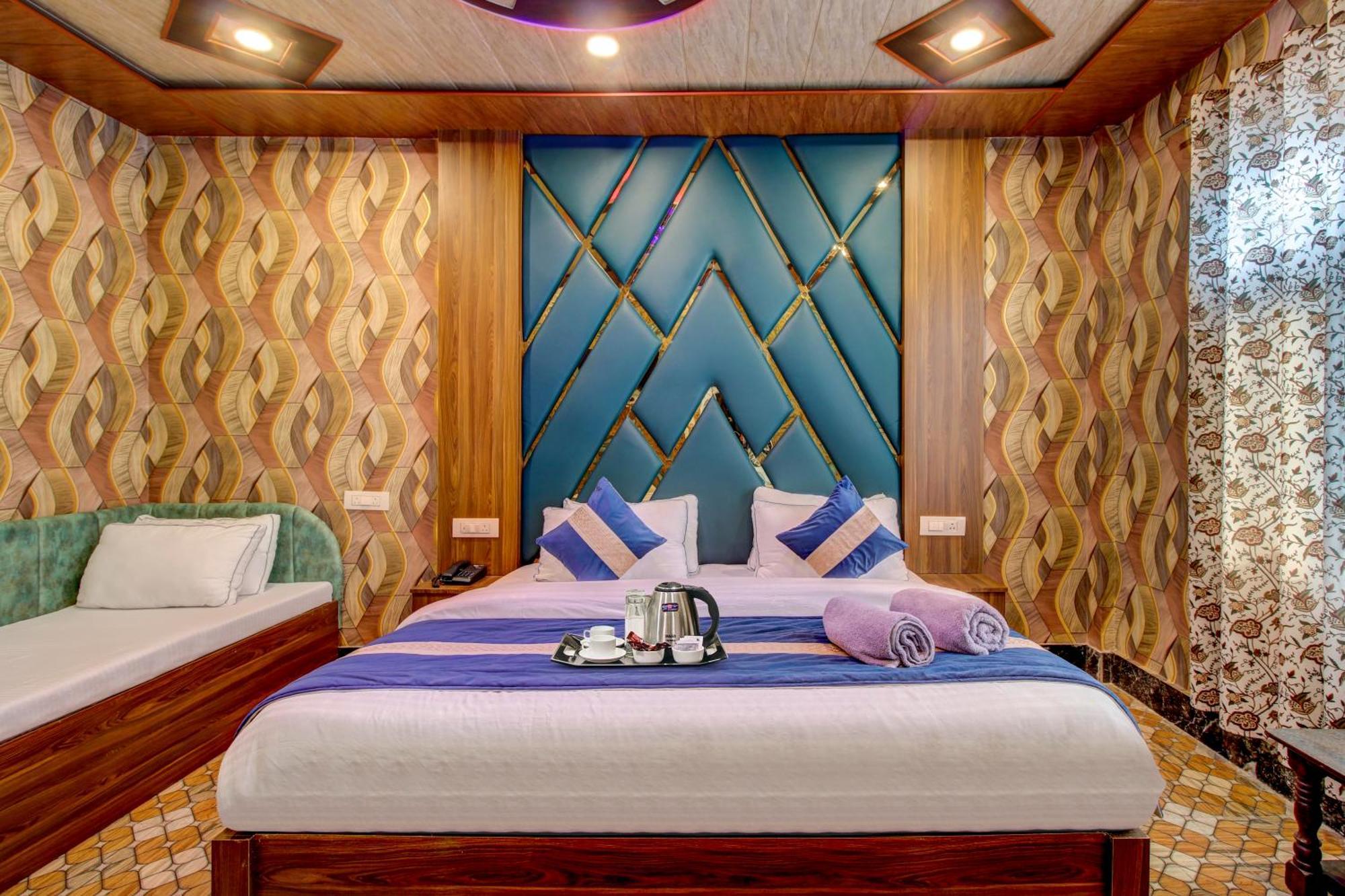 Hotel Royal Hameed Srīnagar الغرفة الصورة
